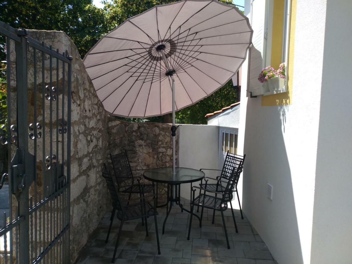 Danijel Appartement Novi Vinodolski Buitenkant foto