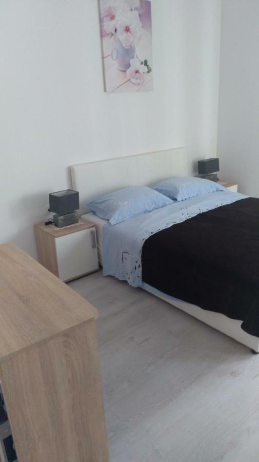Danijel Appartement Novi Vinodolski Buitenkant foto