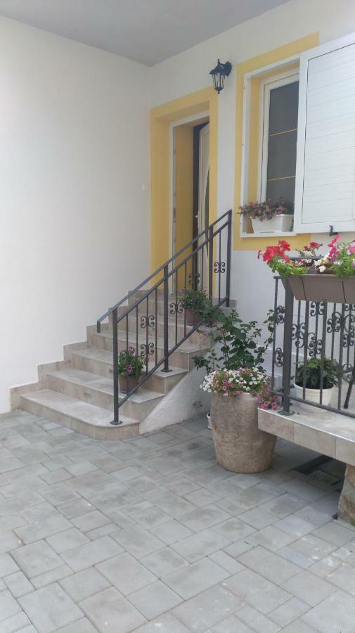 Danijel Appartement Novi Vinodolski Buitenkant foto